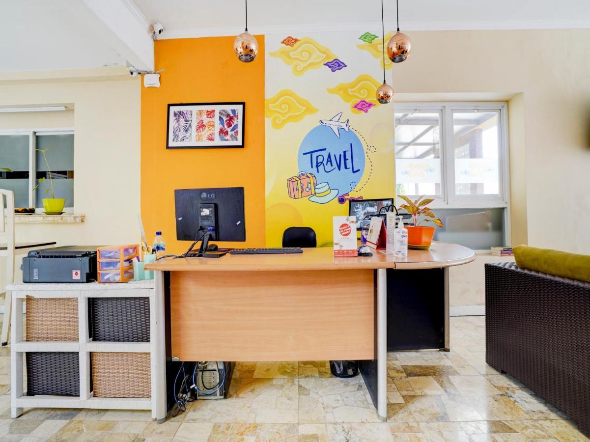 Oyo 90140 Nginep Yuuk Guest House Cirebon Zewnętrze zdjęcie