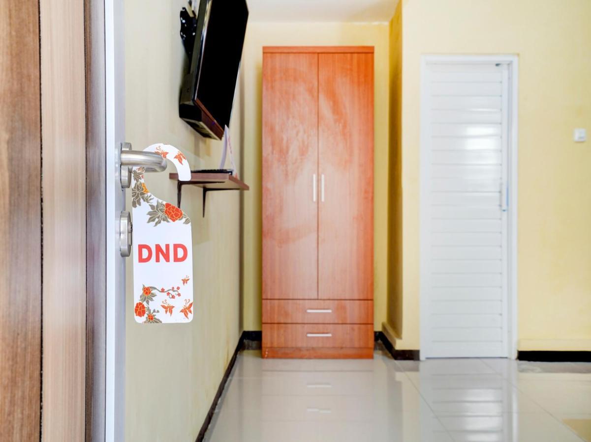 Oyo 90140 Nginep Yuuk Guest House Cirebon Zewnętrze zdjęcie