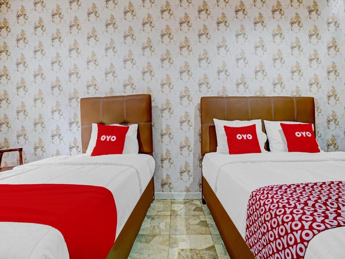Oyo 90140 Nginep Yuuk Guest House Cirebon Zewnętrze zdjęcie