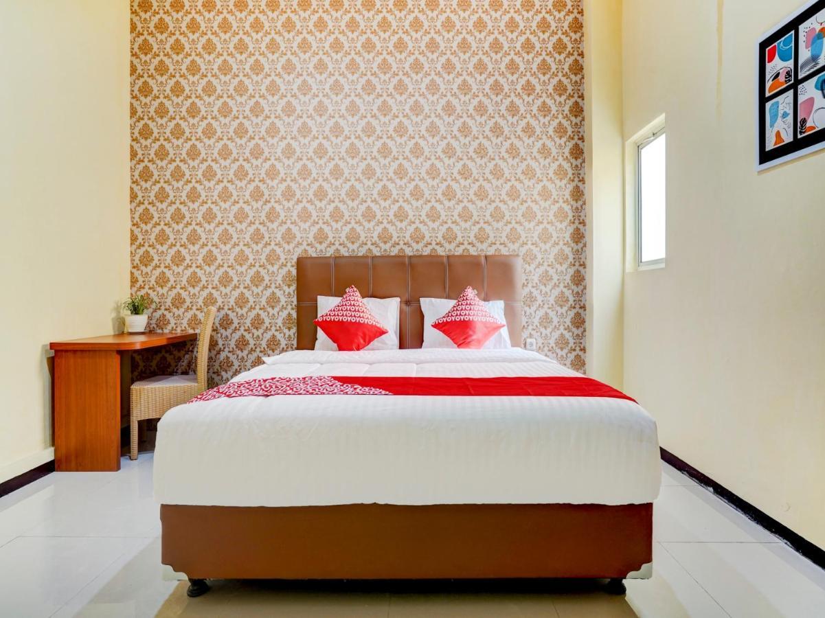 Oyo 90140 Nginep Yuuk Guest House Cirebon Zewnętrze zdjęcie