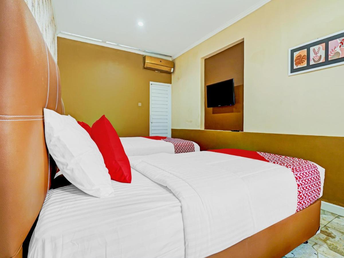 Oyo 90140 Nginep Yuuk Guest House Cirebon Zewnętrze zdjęcie