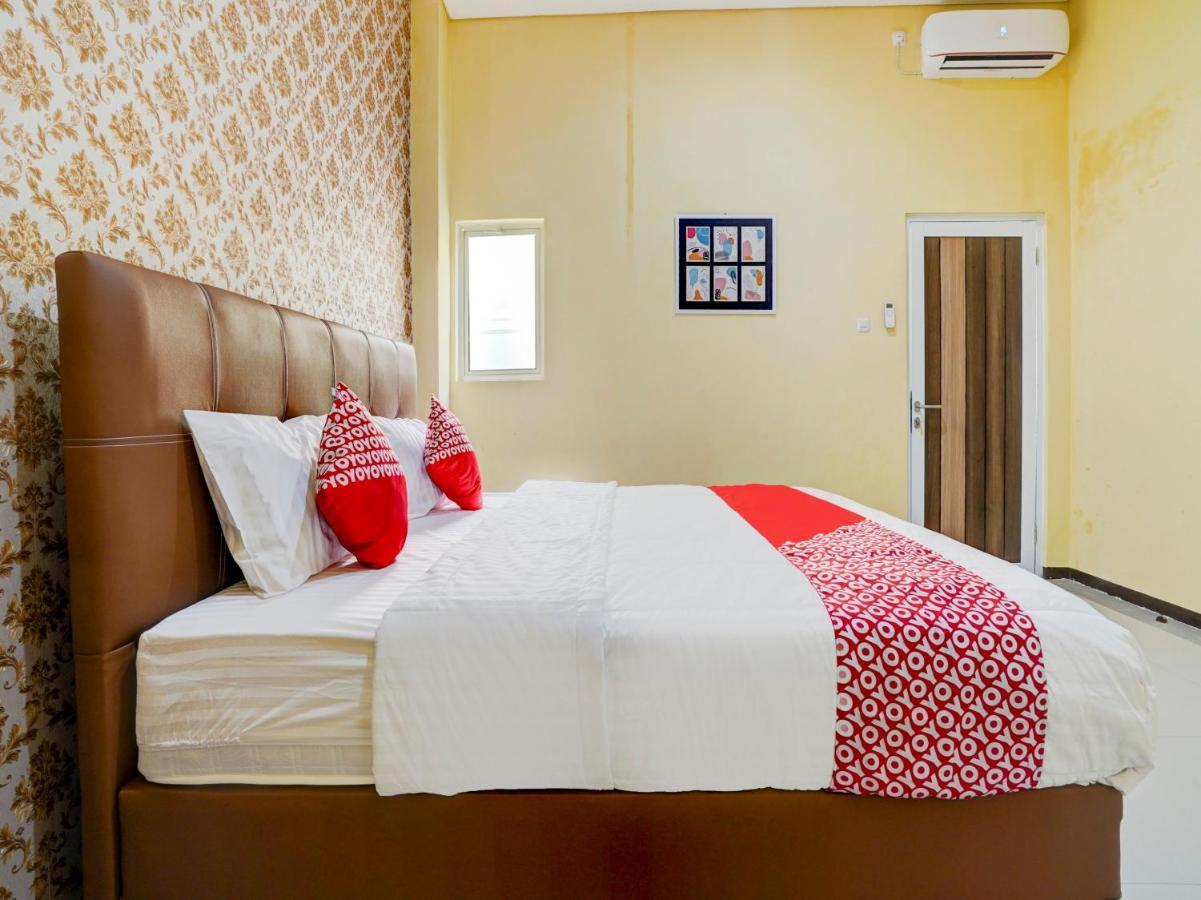 Oyo 90140 Nginep Yuuk Guest House Cirebon Zewnętrze zdjęcie
